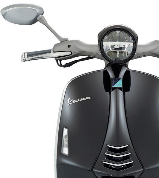 2013 vespa 946