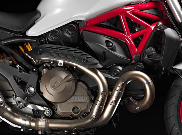 DUCATI MONSTER 821