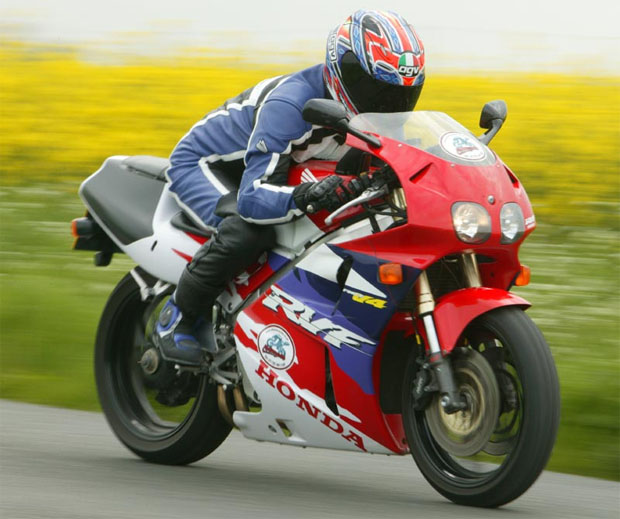 HONDA VFR400