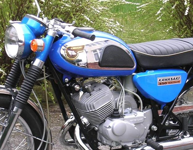 KAWASAKI W1