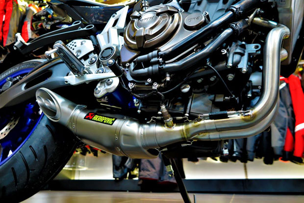 2014 AKRAPOVIC