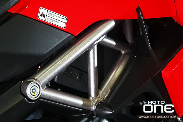 2014 Aprilia Caponord 1200 ABS TRAVEL PACK