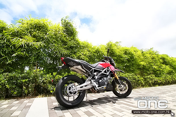 2014 Aprilia Dorsoduro 750 ABS