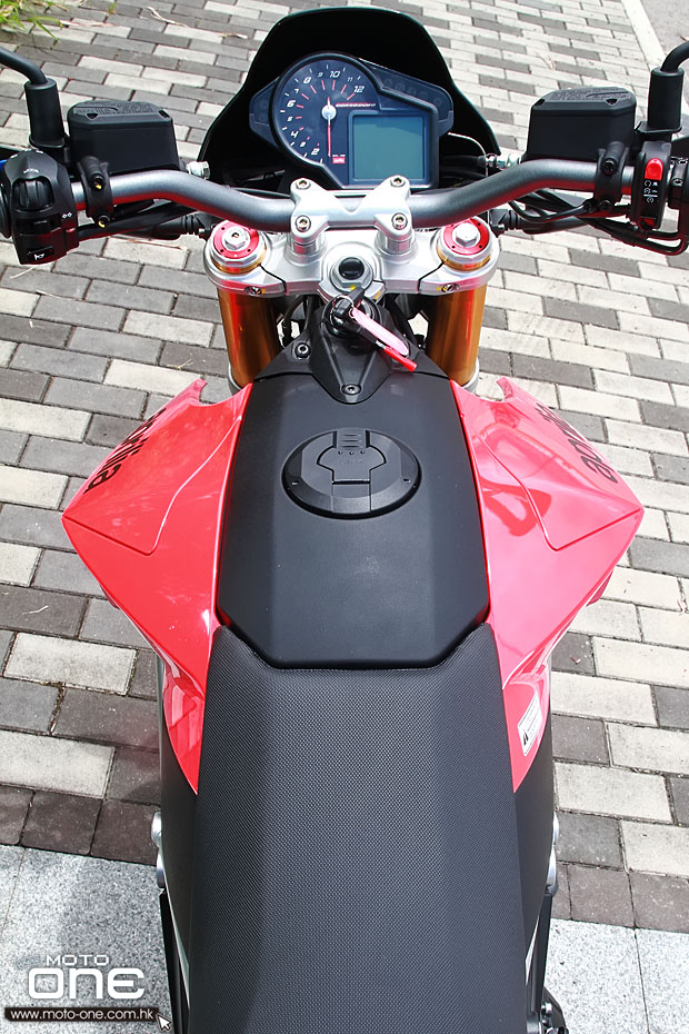 2014 Aprilia Dorsoduro 750 ABS