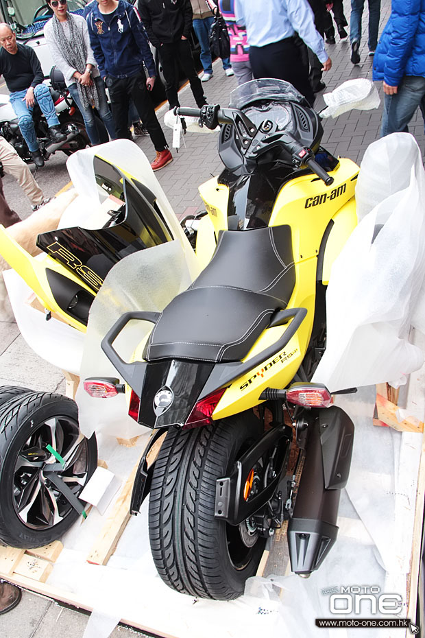 2014 Can-Am Spyder RS-S open box