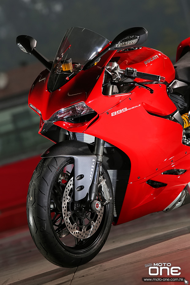 2014 DUCATI 899 Panigale test moto-one.com.hk