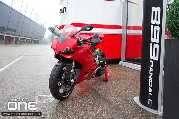 2014 DUCATI 899 Panigale test moto-one.com.hk