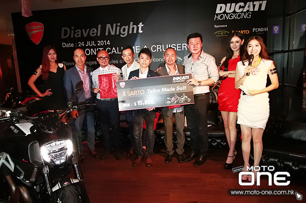 2014 DUCATI Diavel Night