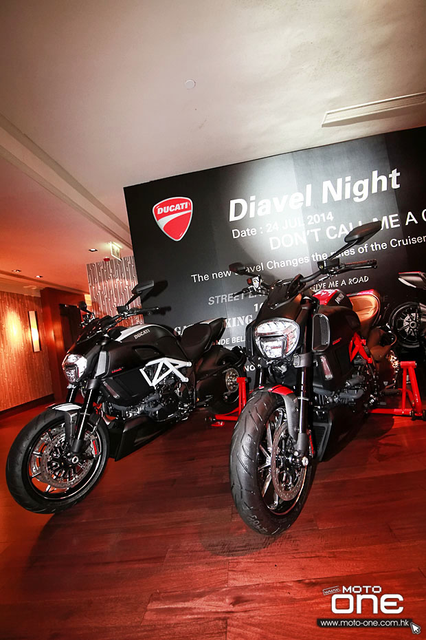 2014 DUCATI Diavel Night