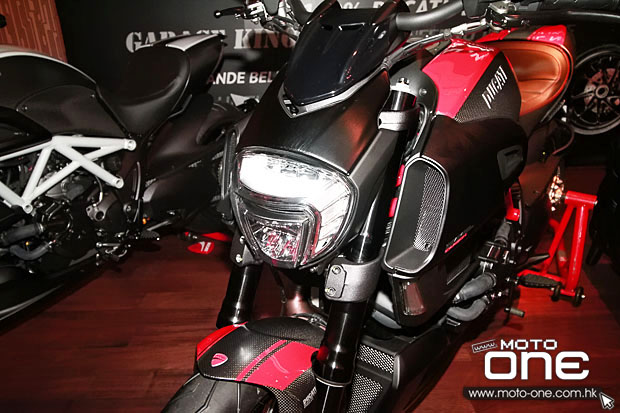 2014 DUCATI Diavel Night