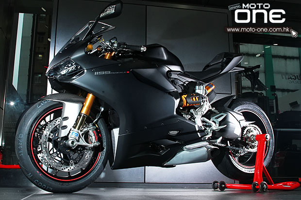 2014 Ducati 1199 Panigale S Matte Black