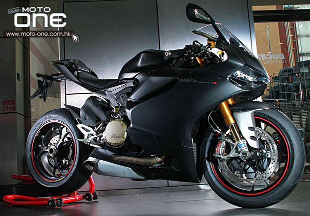 2014 Ducati 1199 Panigale S Matte Black