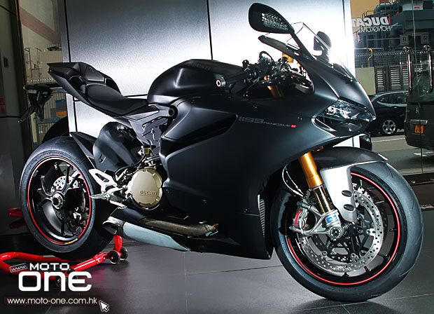 2014 Ducati 1199 Panigale S Matte Black