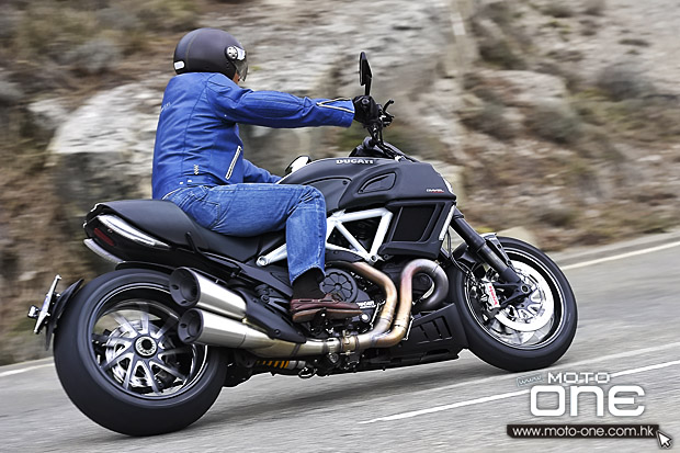 2014 Ducati DIAVEL international press test