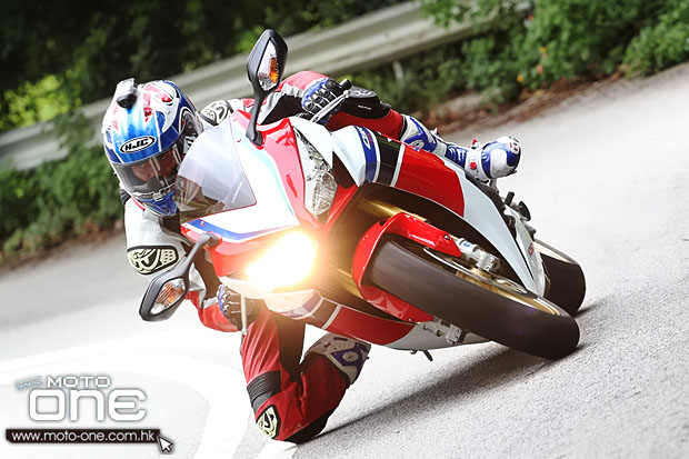 2014 HONDA CBR1000RR SP _& 1995 HONDA NSR250R SP