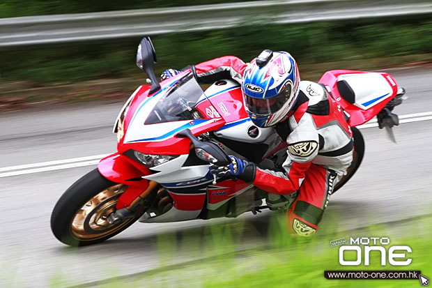 2014 HONDA CBR1000RR SP _& 1995 HONDA NSR250R SP