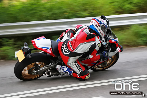 2014 HONDA CBR1000RR SP _& 1995 HONDA NSR250R SP