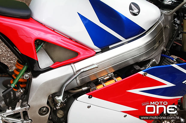 2014 HONDA CBR1000RR SP _& 1995 HONDA NSR250R SP