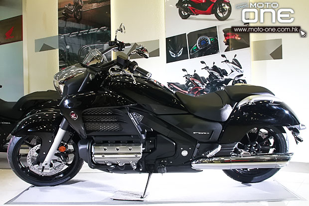 2014 HONDA GOLD WING F6C