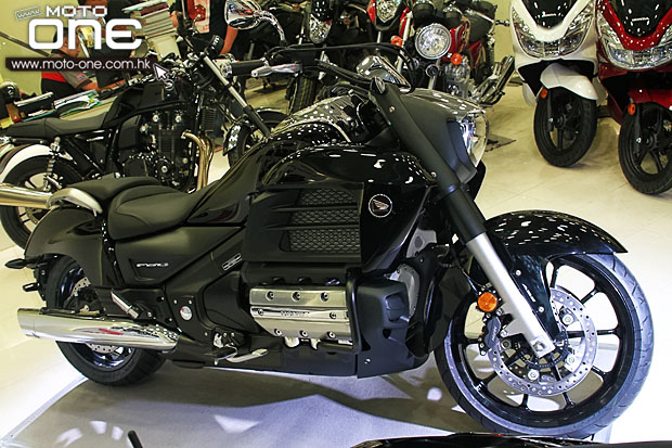 2014 HONDA GOLD WING F6C