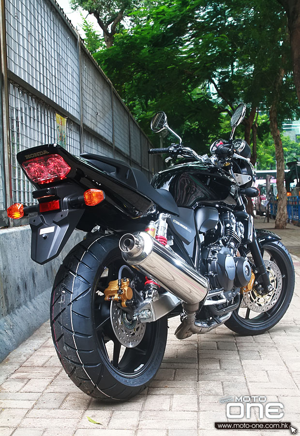 2014 Honda CB400SF VTEC Revo