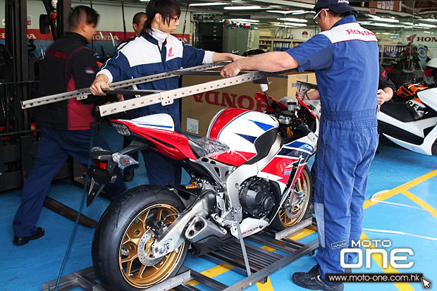 2014 Honda CBR1000RR HRC SP open box