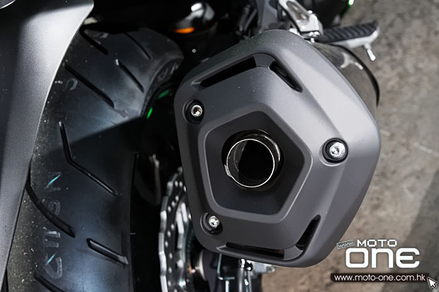 2014 KAWASAKI ZZR1400 OHLINS