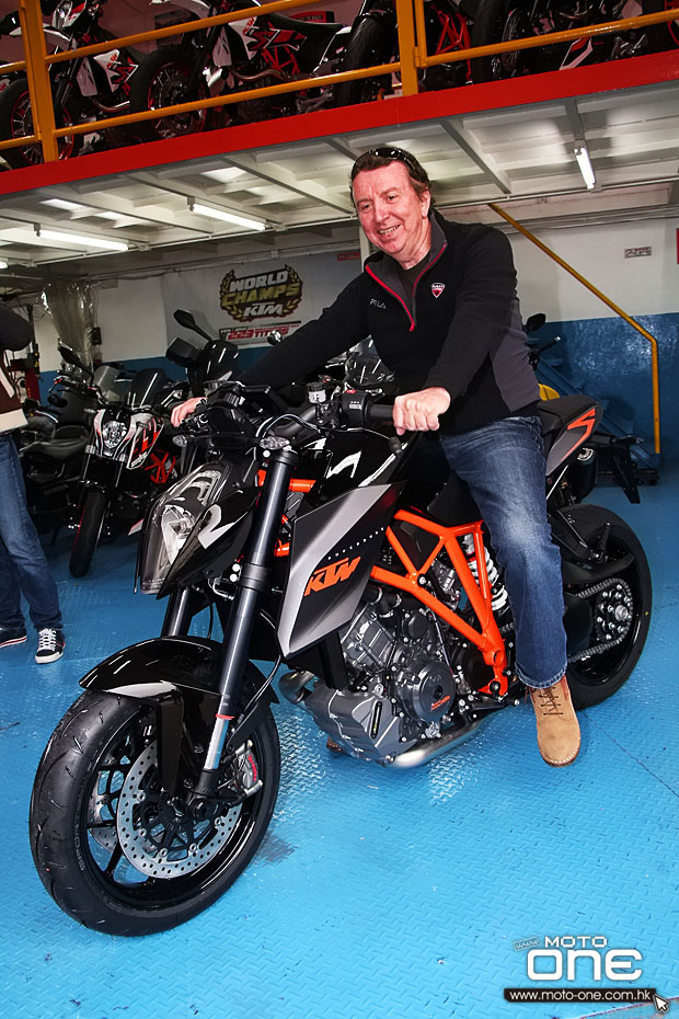 2014 KTM 1290 SUPERDUKE R