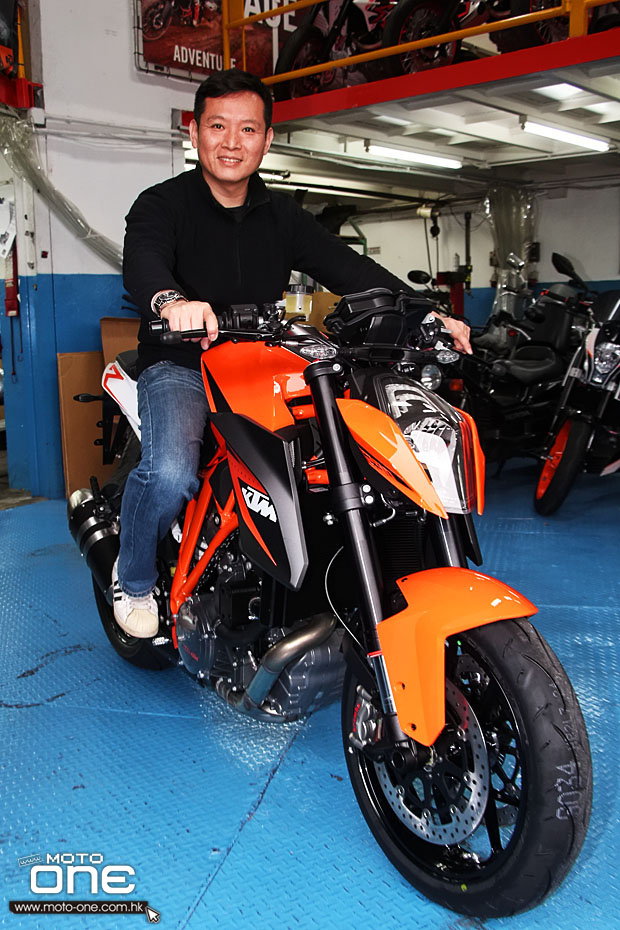 2014 KTM 1290 SUPERDUKE R