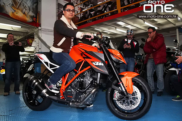 2014 KTM 1290 SUPERDUKE R