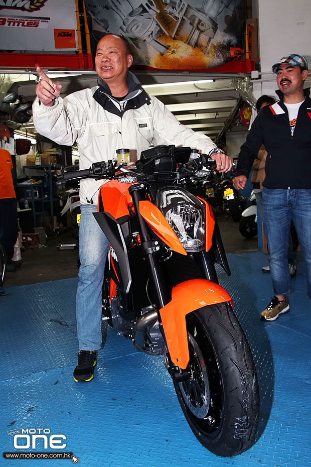2014 KTM 1290 SUPERDUKE R