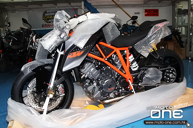 2014 KTM 1290 SUPERDUKE R