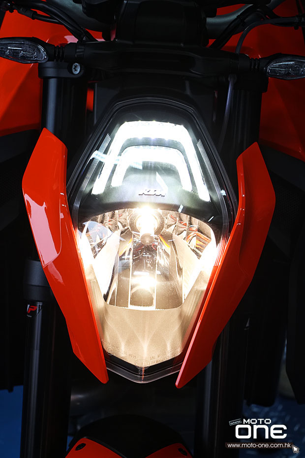 2014 KTM 1290 SUPERDUKE R
