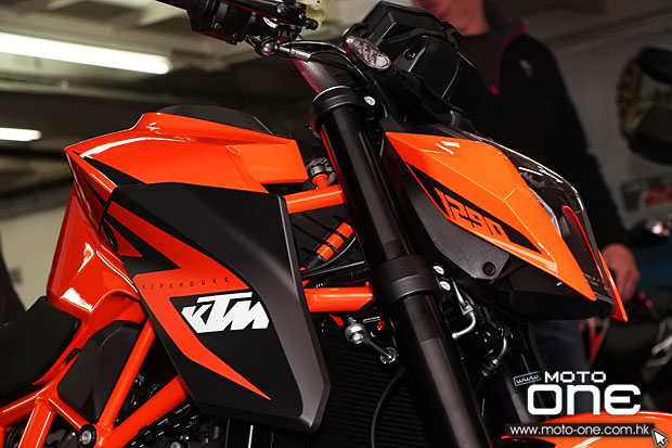 2014 KTM 1290 SUPERDUKE R