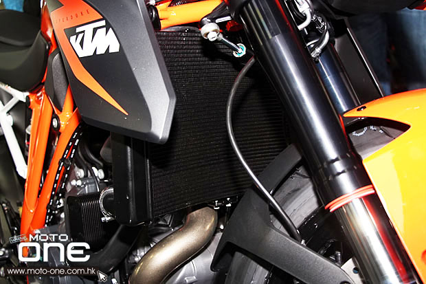 2014 KTM 1290 SUPERDUKE R