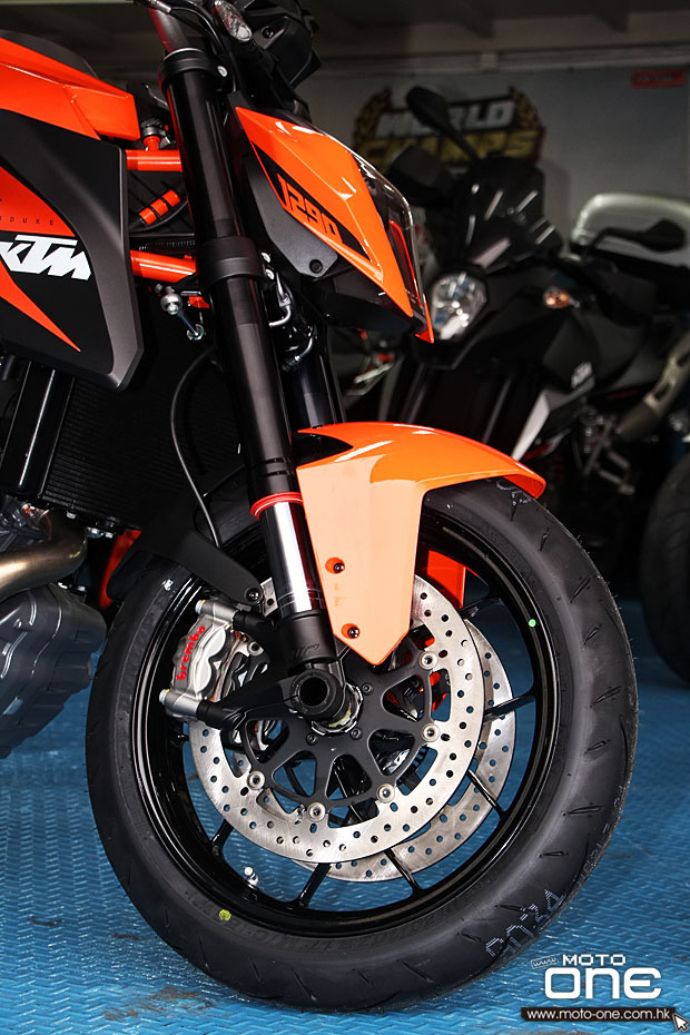 2014 KTM 1290 SUPERDUKE R