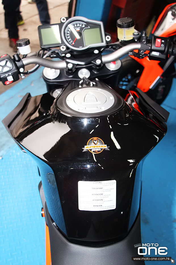 2014 KTM 1290 SUPERDUKE R