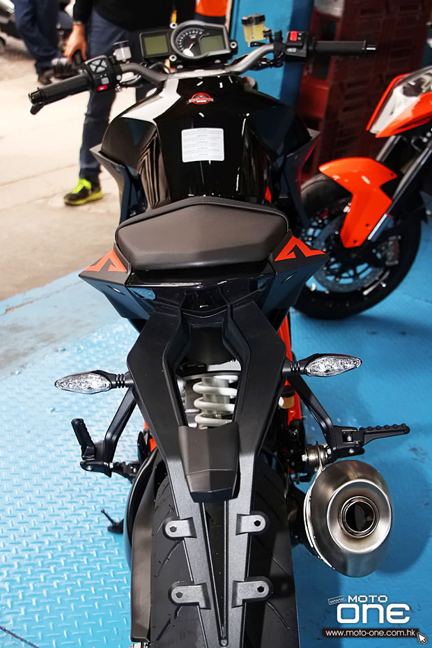 2014 KTM 1290 SUPERDUKE R