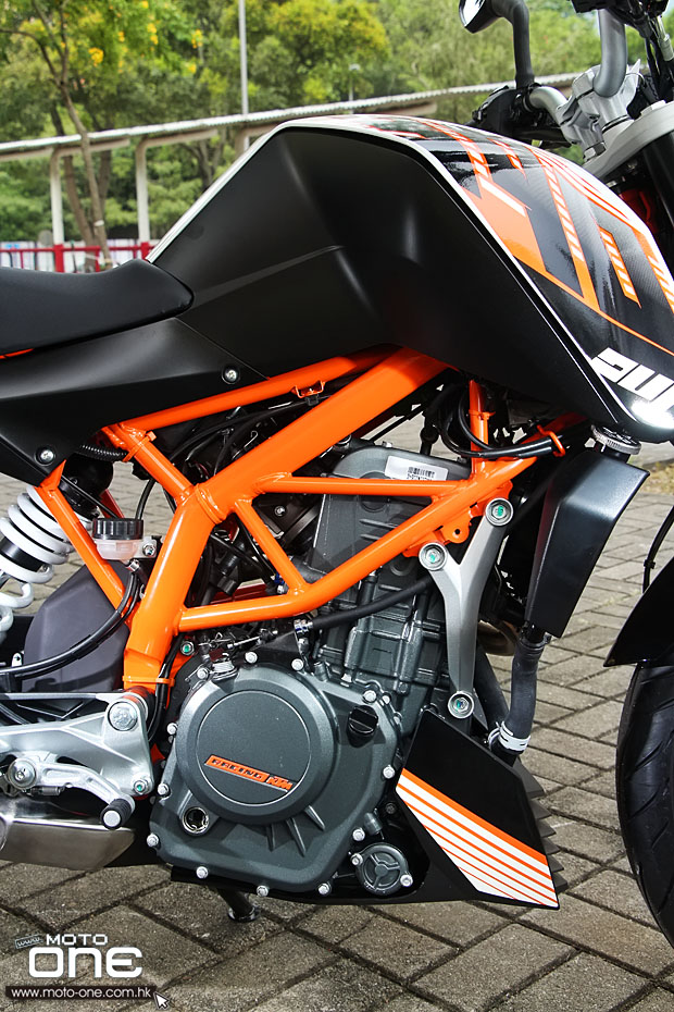 2014 KTM DUKE 390 MOTO-ONE.COM.HK