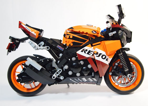 HONDA CBR1000RR LEGO