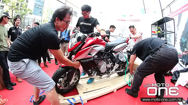 2014 MV AGUSTA Rivale 800 bikeshow moto-one.com.hk