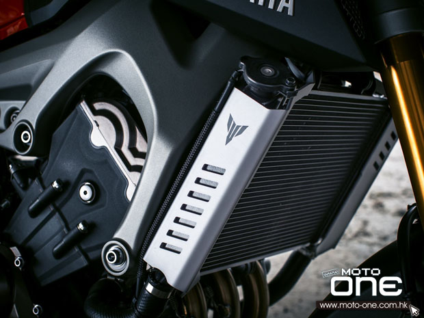 YAMAHA MT-09 Sport & Touring moto-one.com.hk