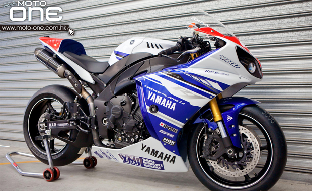 2014 YAMAHA YZF-R1 factory racing team