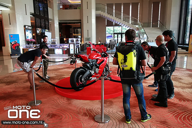 2014 ducati 899 panigale_asia launch