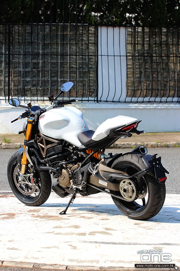 2014 ducati monster 1200s yclee test