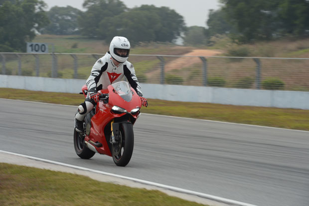 2014 ducati track day