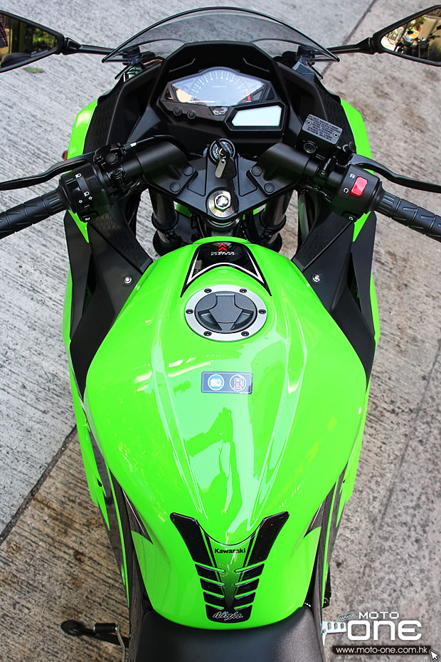 2014_kawasaki_ninja_300_sp