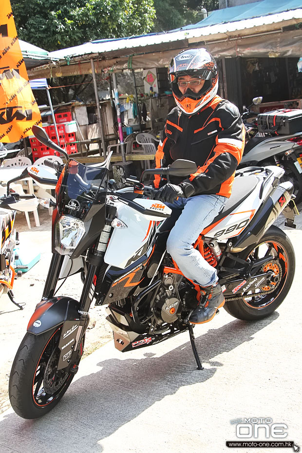 2014 ktm duke 390 abs test day