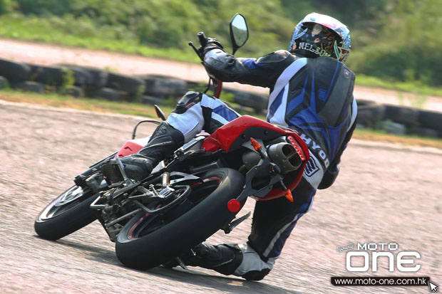 2014 megelli 250r 250s test moto-one.com.hk