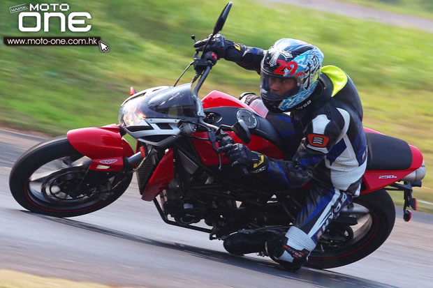 2014 megelli 250r 250s test moto-one.com.hk